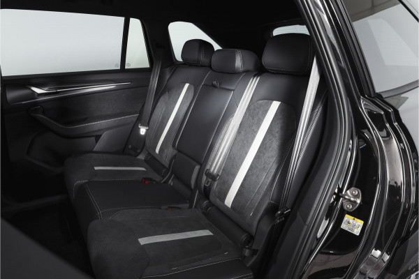 Škoda Kodiaq 1.5 TSI PHEV Sportline Business | DCC+ | Elek. Trekhaak | Dig. Cockpit | Adapt Cruise | Memory | Winterpakket | Camera | NAV + App. Connect | ECC | DAB | Elek. Klep | LM 20" | 3559 Škoda Kodiaq 1.5 TSI PHEV Sportline Business | DCC+ | Elek. Trekhaak | Dig. Cockpit | Adapt Cruise | Memory | Winterpakket | Camera | NAV + App. Connect | ECC | DAB | Elek. Klep | LM 20" | 3559