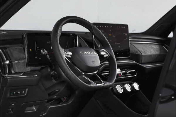 Škoda Kodiaq 1.5 TSI PHEV Sportline Business | DCC+ | Elek. Trekhaak | Dig. Cockpit | Adapt Cruise | Memory | Winterpakket | Camera | NAV + App. Connect | ECC | DAB | Elek. Klep | LM 20" | 3559 Škoda Kodiaq 1.5 TSI PHEV Sportline Business | DCC+ | Elek. Trekhaak | Dig. Cockpit | Adapt Cruise | Memory | Winterpakket | Camera | NAV + App. Connect | ECC | DAB | Elek. Klep | LM 20" | 3559