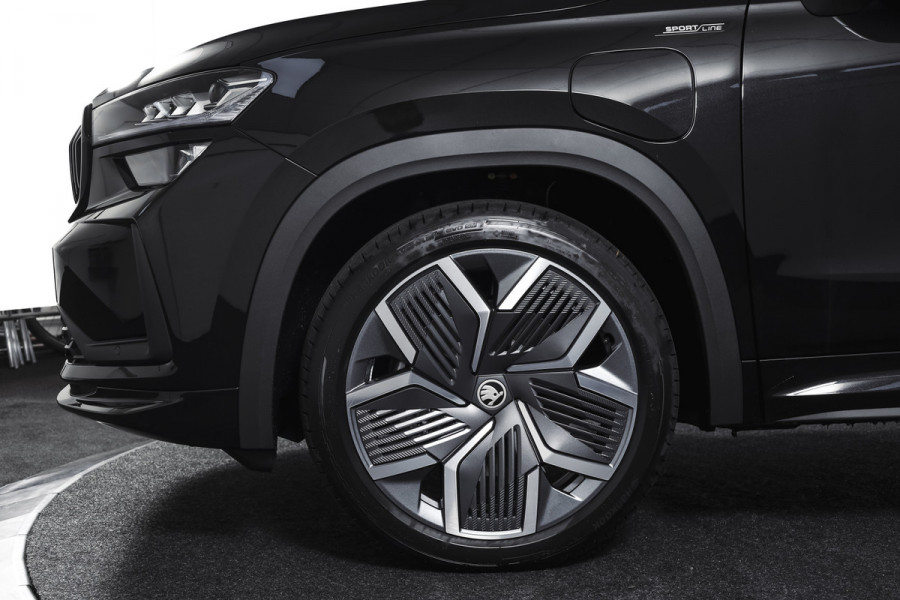 Škoda Kodiaq 1.5 TSI PHEV Sportline Business | DCC+ | Elek. Trekhaak | Dig. Cockpit | Adapt Cruise | Memory | Winterpakket | Camera | NAV + App. Connect | ECC | DAB | Elek. Klep | LM 20" | 3559 Škoda Kodiaq 1.5 TSI PHEV Sportline Business | DCC+ | Elek. Trekhaak | Dig. Cockpit | Adapt Cruise | Memory | Winterpakket | Camera | NAV + App. Connect | ECC | DAB | Elek. Klep | LM 20" | 3559