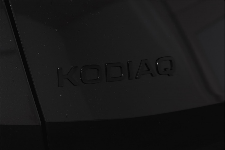 Škoda Kodiaq 1.5 TSI PHEV Sportline Business | DCC+ | Elek. Trekhaak | Dig. Cockpit | Adapt Cruise | Memory | Winterpakket | Camera | NAV + App. Connect | ECC | DAB | Elek. Klep | LM 20" | 3559 Škoda Kodiaq 1.5 TSI PHEV Sportline Business | DCC+ | Elek. Trekhaak | Dig. Cockpit | Adapt Cruise | Memory | Winterpakket | Camera | NAV + App. Connect | ECC | DAB | Elek. Klep | LM 20" | 3559