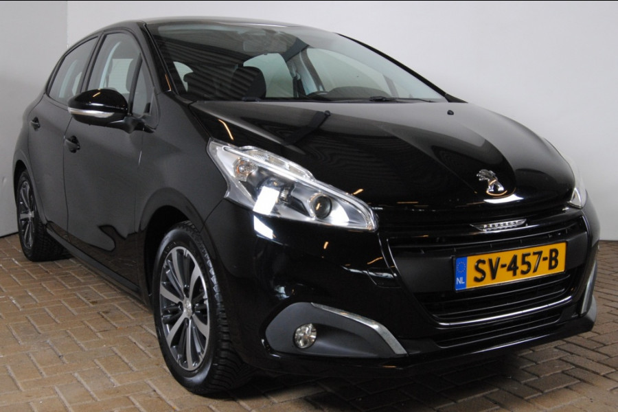 Peugeot 208 1.2 PureTech Allure Schuif/kanteldak! Apple Carplay Peugeot 208 1.2 PureTech Allure Schuif/kanteldak! Apple Carplay