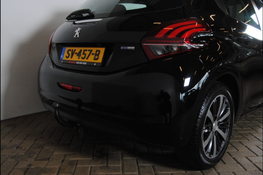 Peugeot 208 1.2 PureTech Allure Schuif/kanteldak! Apple Carplay Peugeot 208 1.2 PureTech Allure Schuif/kanteldak! Apple Carplay