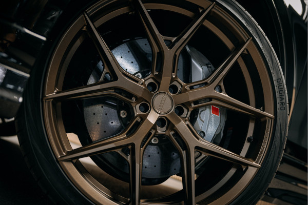 Audi RSQ8 4.0 TFSI RS Q8 quattro RSQ8 Urban!! Vossen HF5 24 inch, Akra, Full PPF Audi exclusief kleur Audi RSQ8 4.0 TFSI RS Q8 quattro RSQ8 Urban!! Vossen HF5 24 inch, Akra, Full PPF Audi exclusief kleur