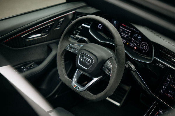 Audi RSQ8 4.0 TFSI RS Q8 quattro RSQ8 Urban!! Vossen HF5 24 inch, Akra, Full PPF Audi exclusief kleur Audi RSQ8 4.0 TFSI RS Q8 quattro RSQ8 Urban!! Vossen HF5 24 inch, Akra, Full PPF Audi exclusief kleur