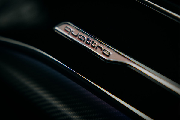 Audi RSQ8 4.0 TFSI RS Q8 quattro RSQ8 Urban!! Vossen HF5 24 inch, Akra, Full PPF Audi exclusief kleur Audi RSQ8 4.0 TFSI RS Q8 quattro RSQ8 Urban!! Vossen HF5 24 inch, Akra, Full PPF Audi exclusief kleur