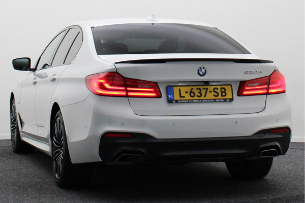 BMW 5 Serie 530e iPerformance High Executive M Sport Softclose, Camera, H&K, Head-Up, Apple Carplay, Trekhaak, Keyless BMW 5 Serie 530e iPerformance High Executive M Sport Softclose, Camera, H&K, Head-Up, Apple Carplay, Trekhaak, Keyless