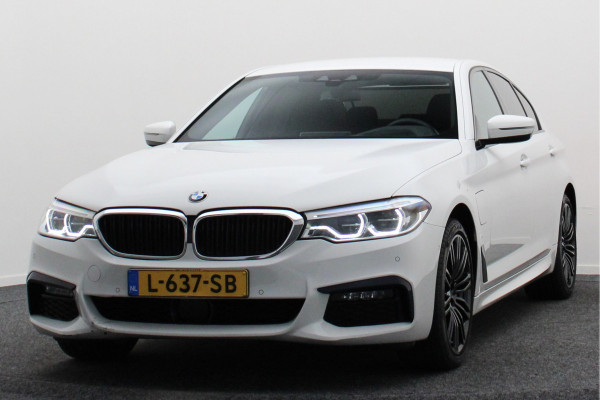 BMW 5 Serie 530e iPerformance High Executive M Sport Softclose, Camera, H&K, Head-Up, Apple Carplay, Trekhaak, Keyless BMW 5 Serie 530e iPerformance High Executive M Sport Softclose, Camera, H&K, Head-Up, Apple Carplay, Trekhaak, Keyless