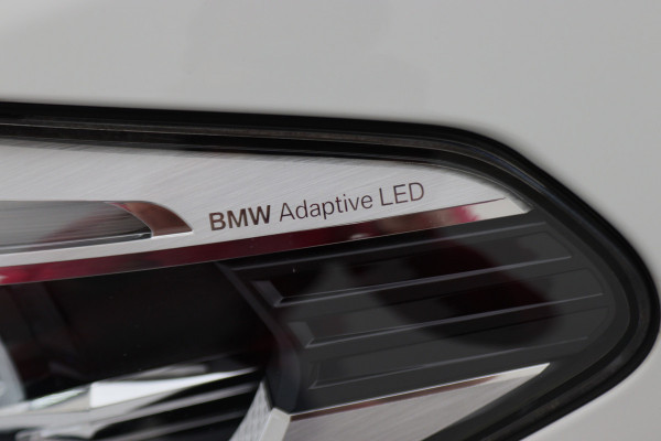 BMW 5 Serie 530e iPerformance High Executive M Sport Softclose, Camera, H&K, Head-Up, Apple Carplay, Trekhaak, Keyless BMW 5 Serie 530e iPerformance High Executive M Sport Softclose, Camera, H&K, Head-Up, Apple Carplay, Trekhaak, Keyless