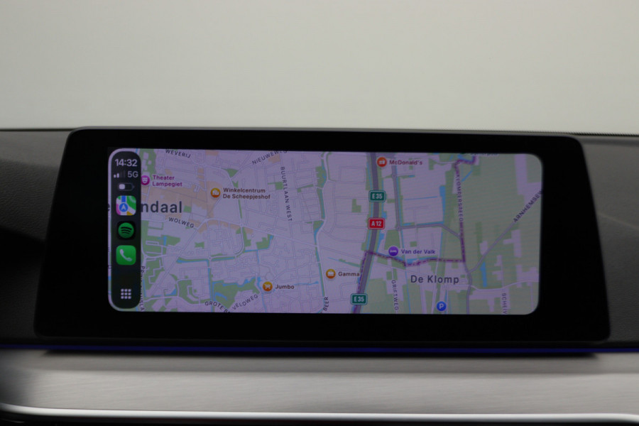 BMW 5 Serie 530e iPerformance High Executive M Sport Softclose, Camera, H&K, Head-Up, Apple Carplay, Trekhaak, Keyless BMW 5 Serie 530e iPerformance High Executive M Sport Softclose, Camera, H&K, Head-Up, Apple Carplay, Trekhaak, Keyless