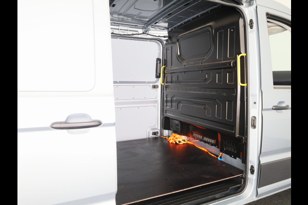 Volkswagen Crafter Trendline L3 2.0 TDI EU6 140 pk GVW 3.0T Zijschuifdeur links en rechts, Camera achter!! Volkswagen Crafter Trendline L3 2.0 TDI EU6 140 pk GVW 3.0T Zijschuifdeur links en rechts, Camera achter!!