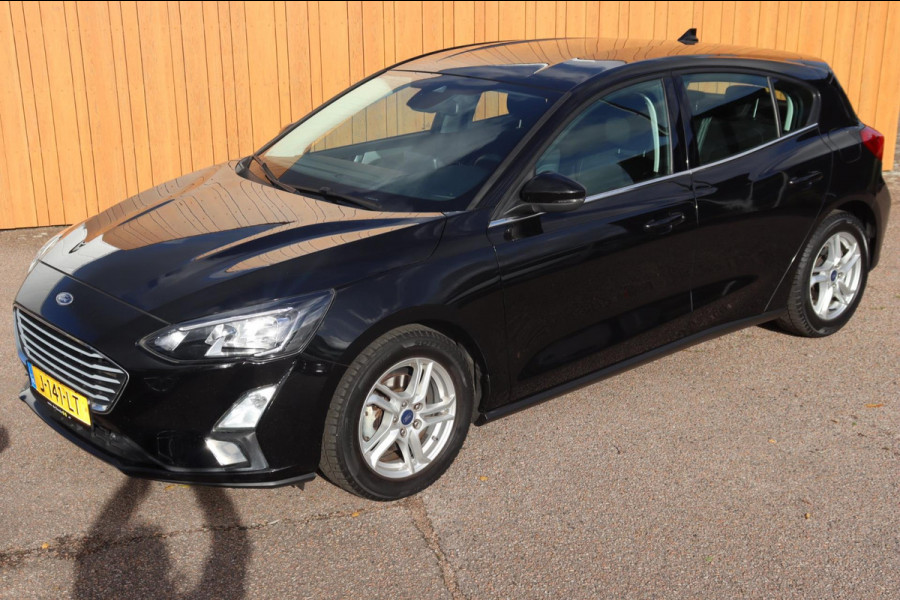 Ford Focus 1.0 EcoBoost Hybrid Trend Edition Business org.NL camera