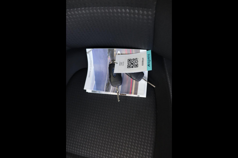 Ford Focus 1.0 EcoBoost Hybrid Trend Edition Business org.NL camera