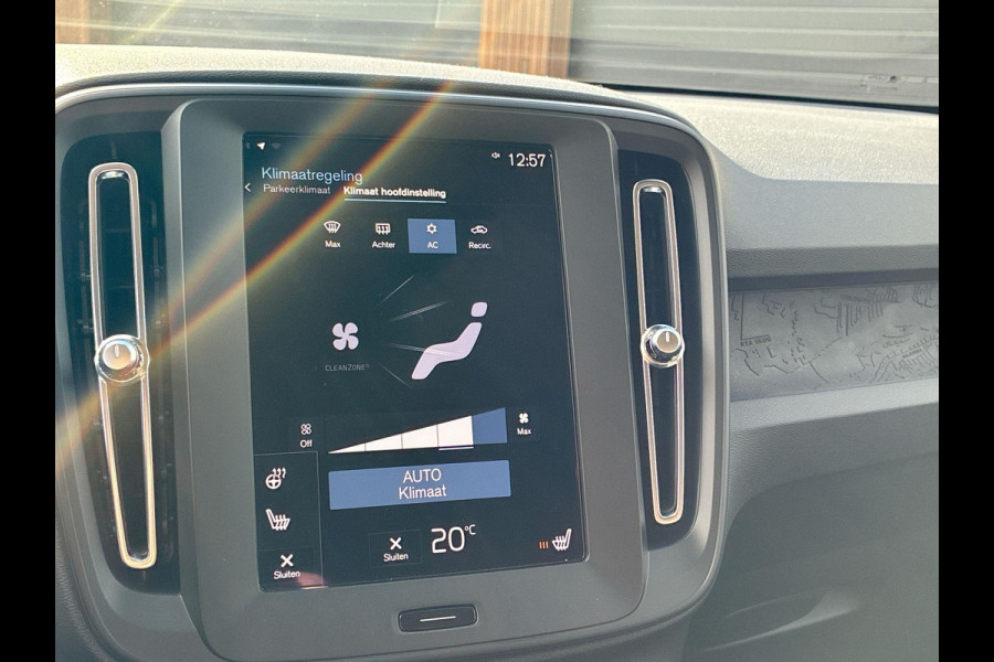 Volvo XC40 1.5 T4 Plug-in hybrid Core Bright 211 PK | Park Assist | Climate Pack - Verwarmd stuur / stoelen | A-Camera Volvo XC40 1.5 T4 Plug-in hybrid Core Bright 211 PK | Park Assist | Climate Pack - Verwarmd stuur / stoelen | A-Camera