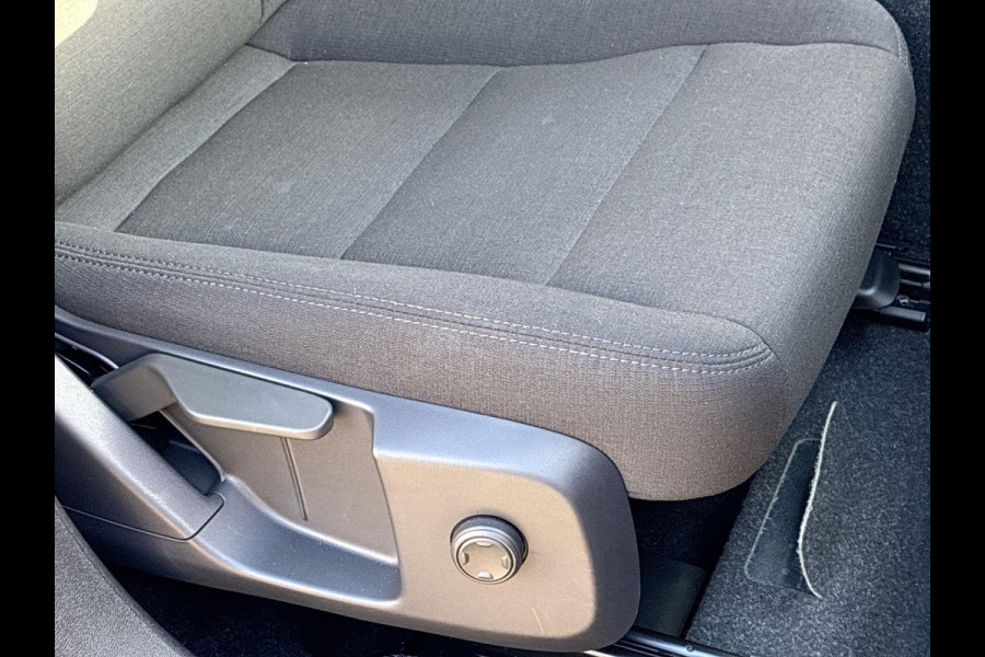 Volvo XC40 1.5 T4 Plug-in hybrid Core Bright 211 PK | Park Assist | Climate Pack - Verwarmd stuur / stoelen | A-Camera Volvo XC40 1.5 T4 Plug-in hybrid Core Bright 211 PK | Park Assist | Climate Pack - Verwarmd stuur / stoelen | A-Camera