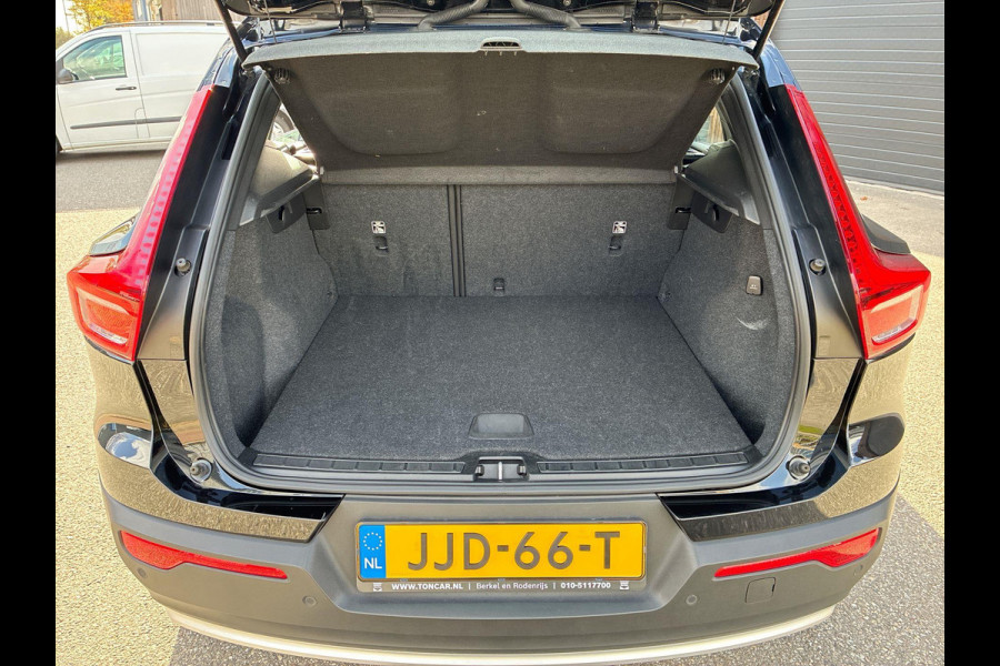 Volvo XC40 1.5 T4 Plug-in hybrid Core Bright 211 PK | Park Assist | Climate Pack - Verwarmd stuur / stoelen | A-Camera Volvo XC40 1.5 T4 Plug-in hybrid Core Bright 211 PK | Park Assist | Climate Pack - Verwarmd stuur / stoelen | A-Camera