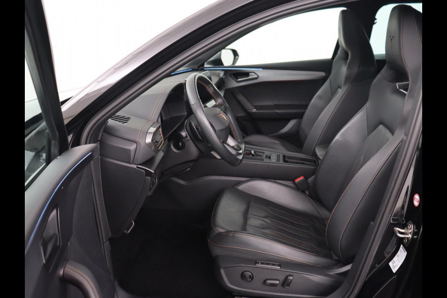 CUPRA Leon 2.0 TSI | 300pk | Panoramadak | Leder | Stoelverwarming | Carplay | Camera | Adaptive cruise | Navigatie | 19'' | Sfeerverlichting | Memory | Keyless | Sportstoelen CUPRA Leon 2.0 TSI | 300pk | Panoramadak | Leder | Stoelverwarming | Carplay | Camera | Adaptive cruise | Navigatie | 19'' | Sfeerverlichting | Memory | Keyless | Sportstoelen