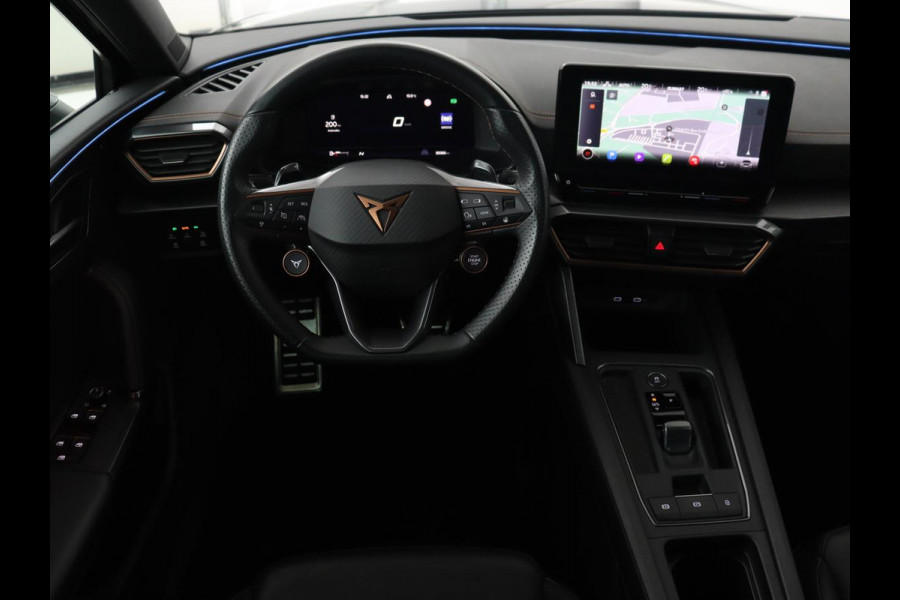 CUPRA Leon 2.0 TSI | 300pk | Panoramadak | Leder | Stoelverwarming | Carplay | Camera | Adaptive cruise | Navigatie | 19'' | Sfeerverlichting | Memory | Keyless | Sportstoelen CUPRA Leon 2.0 TSI | 300pk | Panoramadak | Leder | Stoelverwarming | Carplay | Camera | Adaptive cruise | Navigatie | 19'' | Sfeerverlichting | Memory | Keyless | Sportstoelen