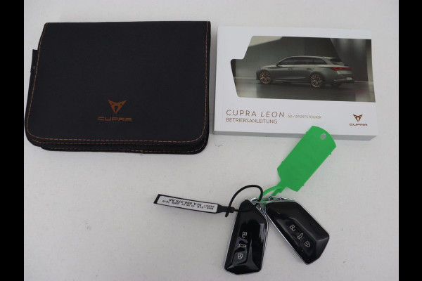 CUPRA Leon 2.0 TSI | 300pk | Panoramadak | Leder | Stoelverwarming | Carplay | Camera | Adaptive cruise | Navigatie | 19'' | Sfeerverlichting | Memory | Keyless | Sportstoelen CUPRA Leon 2.0 TSI | 300pk | Panoramadak | Leder | Stoelverwarming | Carplay | Camera | Adaptive cruise | Navigatie | 19'' | Sfeerverlichting | Memory | Keyless | Sportstoelen