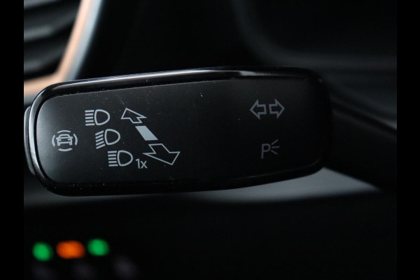 CUPRA Leon 2.0 TSI | 300pk | Panoramadak | Leder | Stoelverwarming | Carplay | Camera | Adaptive cruise | Navigatie | 19'' | Sfeerverlichting | Memory | Keyless | Sportstoelen CUPRA Leon 2.0 TSI | 300pk | Panoramadak | Leder | Stoelverwarming | Carplay | Camera | Adaptive cruise | Navigatie | 19'' | Sfeerverlichting | Memory | Keyless | Sportstoelen