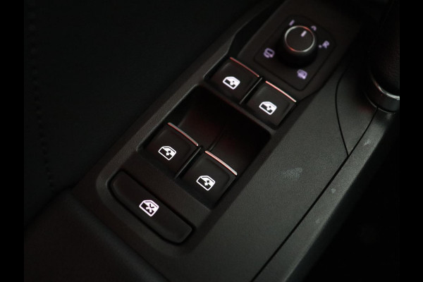 CUPRA Leon 2.0 TSI | 300pk | Panoramadak | Leder | Stoelverwarming | Carplay | Camera | Adaptive cruise | Navigatie | 19'' | Sfeerverlichting | Memory | Keyless | Sportstoelen CUPRA Leon 2.0 TSI | 300pk | Panoramadak | Leder | Stoelverwarming | Carplay | Camera | Adaptive cruise | Navigatie | 19'' | Sfeerverlichting | Memory | Keyless | Sportstoelen