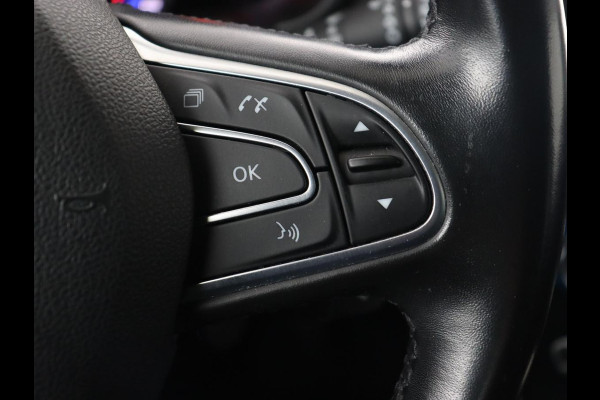 Renault Mégane 1.3 TCe Bose | Automaat | Trekhaak | Camera | Carplay | Navigatie | Park Assist | Climate control | BOSE Sound | Keyless | Half leder | Cruise control | Dodehoek detectie