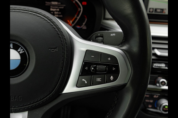 BMW 5 Serie 520i M-Sport - Comfortzetels - Camera - Hifi - Adaptief LED