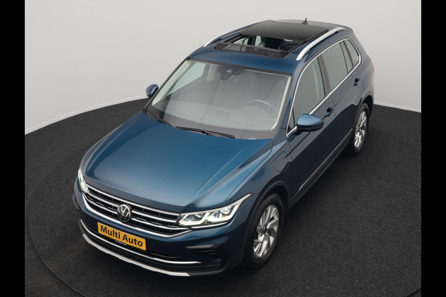 Volkswagen Tiguan 1.4 TSI eHybrid Elegance Plug In Hybrid 245pk PHEV | Panodak | IQ Light | Adaptive Cruise | Alcantara Sportstoelen Verwarmd | Apple Carplay | Sfeerverlichting | Stuur Verwarmd | Navigatie | Virtual | DAB | Volkswagen Tiguan 1.4 TSI eHybrid Elegance Plug In Hybrid 245pk PHEV | Panodak | IQ Light | Adaptive Cruise | Alcantara Sportstoelen Verwarmd | Apple Carplay | Sfeerverlichting | Stuur Verwarmd | Navigatie | Virtual | DAB |