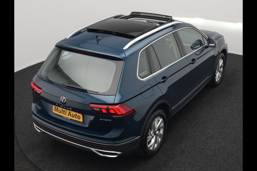 Volkswagen Tiguan 1.4 TSI eHybrid Elegance Plug In Hybrid 245pk PHEV | Panodak | IQ Light | Adaptive Cruise | Alcantara Sportstoelen Verwarmd | Apple Carplay | Sfeerverlichting | Stuur Verwarmd | Navigatie | Virtual | DAB | Volkswagen Tiguan 1.4 TSI eHybrid Elegance Plug In Hybrid 245pk PHEV | Panodak | IQ Light | Adaptive Cruise | Alcantara Sportstoelen Verwarmd | Apple Carplay | Sfeerverlichting | Stuur Verwarmd | Navigatie | Virtual | DAB |