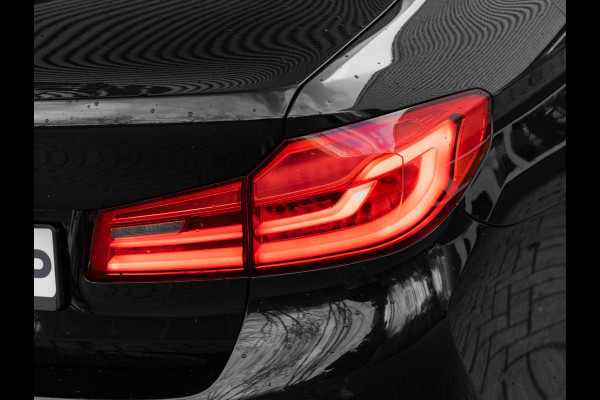 BMW 5 Serie 520i M-Sport - Comfortzetels - Camera - Hifi - Adaptief LED