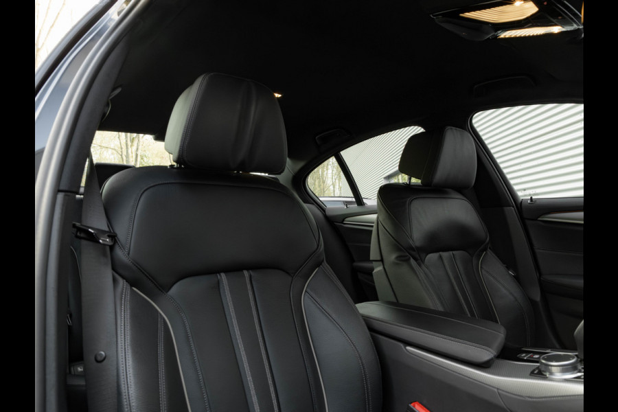 BMW 5 Serie 520i M-Sport - Comfortzetels - Camera - Hifi - Adaptief LED