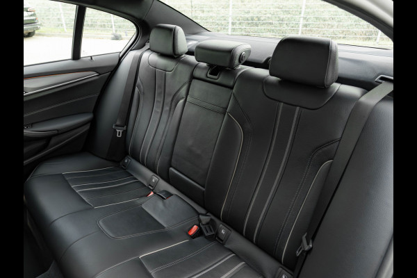 BMW 5 Serie 520i M-Sport - Comfortzetels - Camera - Hifi - Adaptief LED