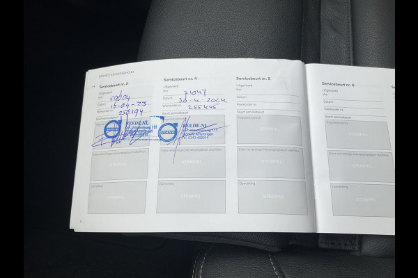 Volvo XC40 1.5 T5 262pk PHEV Twin Engine Inscription Leer Stoel/Stuurverw Carplay Led Voll.Onderhouden! Volvo XC40 1.5 T5 262pk PHEV Twin Engine Inscription Leer Stoel/Stuurverw Carplay Led Voll.Onderhouden!