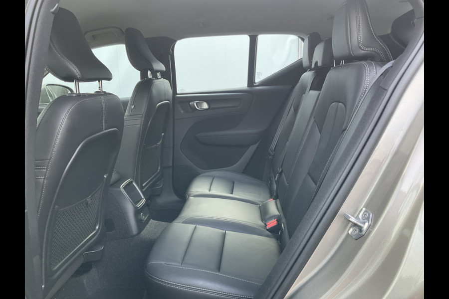 Volvo XC40 1.5 T5 262pk PHEV Twin Engine Inscription Leer Stoel/Stuurverw Carplay Led Voll.Onderhouden! Volvo XC40 1.5 T5 262pk PHEV Twin Engine Inscription Leer Stoel/Stuurverw Carplay Led Voll.Onderhouden!