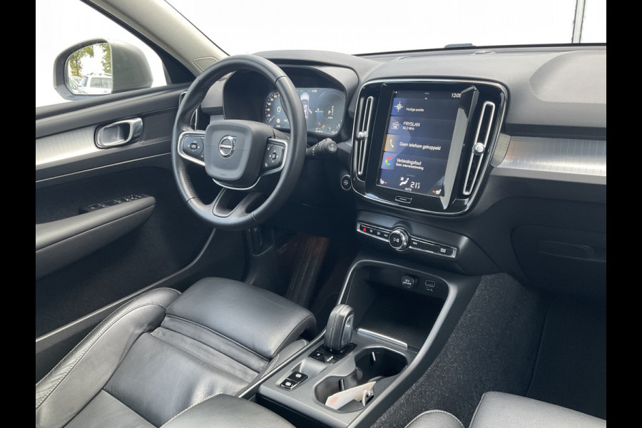 Volvo XC40 1.5 T5 262pk PHEV Twin Engine Inscription Leer Stoel/Stuurverw Carplay Led Voll.Onderhouden! Volvo XC40 1.5 T5 262pk PHEV Twin Engine Inscription Leer Stoel/Stuurverw Carplay Led Voll.Onderhouden!