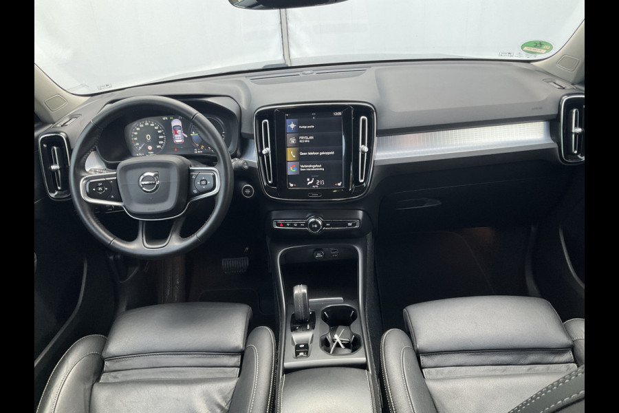 Volvo XC40 1.5 T5 262pk PHEV Twin Engine Inscription Leer Stoel/Stuurverw Carplay Led Voll.Onderhouden! Volvo XC40 1.5 T5 262pk PHEV Twin Engine Inscription Leer Stoel/Stuurverw Carplay Led Voll.Onderhouden!