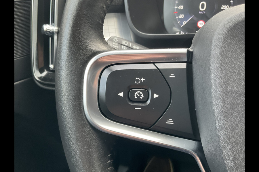 Volvo XC40 1.5 T5 262pk PHEV Twin Engine Inscription Leer Stoel/Stuurverw Carplay Led Voll.Onderhouden! Volvo XC40 1.5 T5 262pk PHEV Twin Engine Inscription Leer Stoel/Stuurverw Carplay Led Voll.Onderhouden!