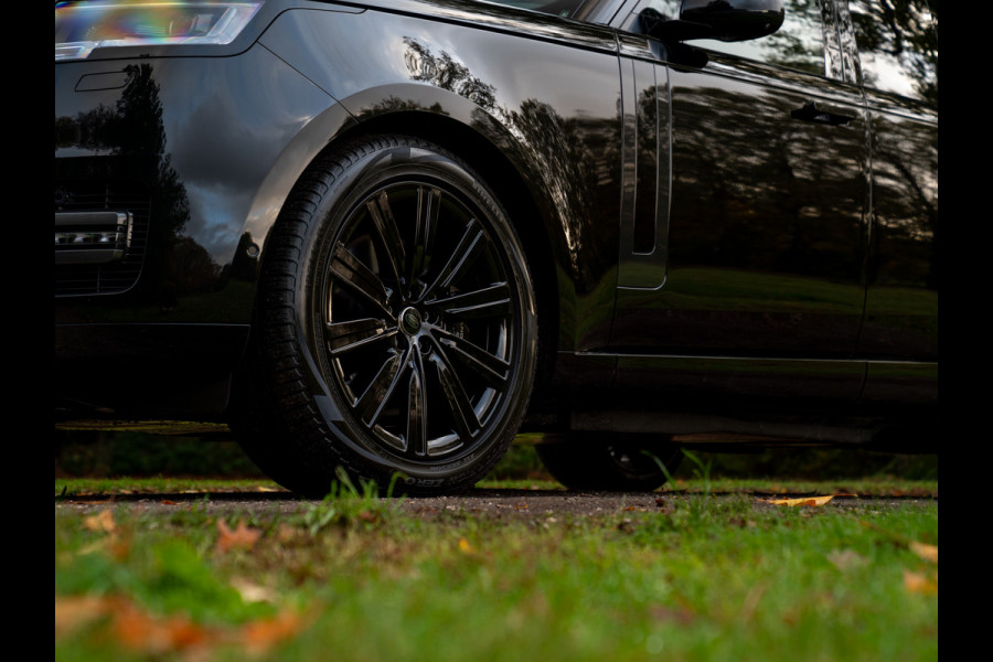 Land Rover Range Rover P550e Autobiography PHEV | Meridian Signature | Pano-dak | Head-up | Massage Land Rover Range Rover P550e Autobiography PHEV | Meridian Signature | Pano-dak | Head-up | Massage