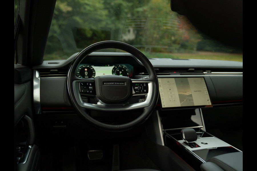 Land Rover Range Rover P550e Autobiography PHEV | Meridian Signature | Pano-dak | Head-up | Massage Land Rover Range Rover P550e Autobiography PHEV | Meridian Signature | Pano-dak | Head-up | Massage