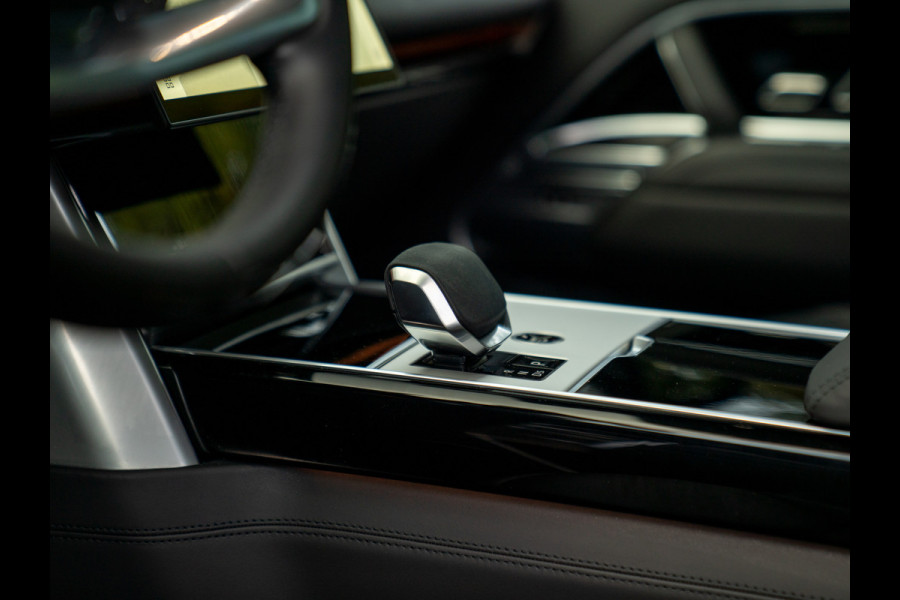 Land Rover Range Rover P550e Autobiography PHEV | Meridian Signature | Pano-dak | Head-up | Massage Land Rover Range Rover P550e Autobiography PHEV | Meridian Signature | Pano-dak | Head-up | Massage