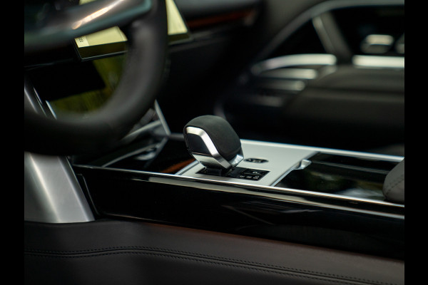 Land Rover Range Rover P550e Autobiography PHEV | Meridian Signature | Pano-dak | Head-up | Massage Land Rover Range Rover P550e Autobiography PHEV | Meridian Signature | Pano-dak | Head-up | Massage