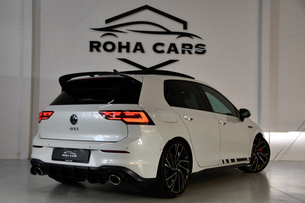 Volkswagen Golf 2.0 GTI Clubsport, Nürburgpack, Headup, Pano, HK audio Volkswagen Golf 2.0 GTI Clubsport, Nürburgpack, Headup, Pano, HK audio
