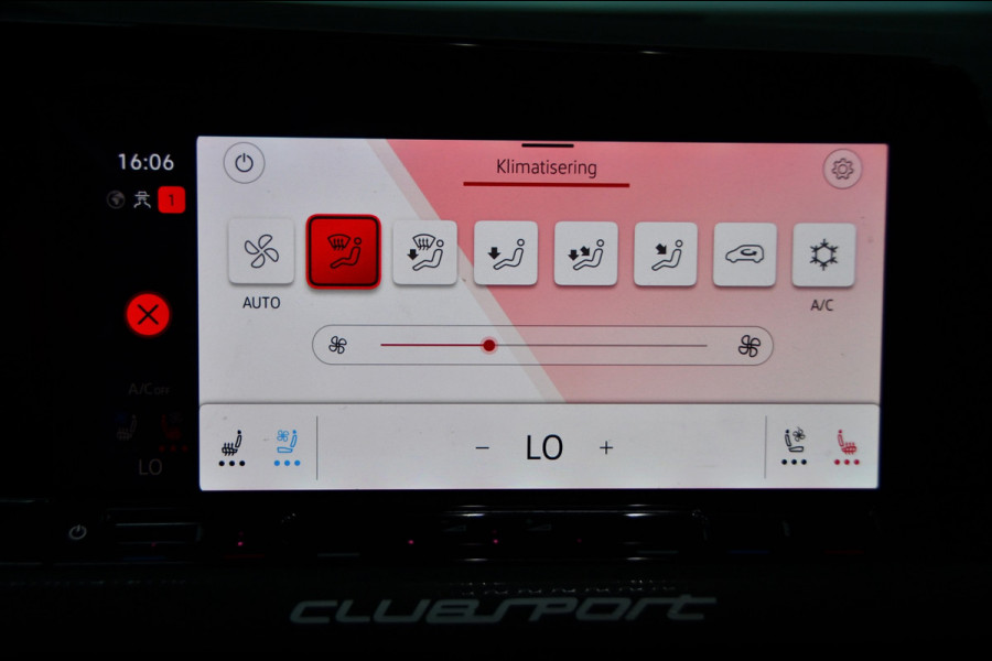 Volkswagen Golf 2.0 GTI Clubsport, Nürburgpack, Headup, Pano, HK audio Volkswagen Golf 2.0 GTI Clubsport, Nürburgpack, Headup, Pano, HK audio