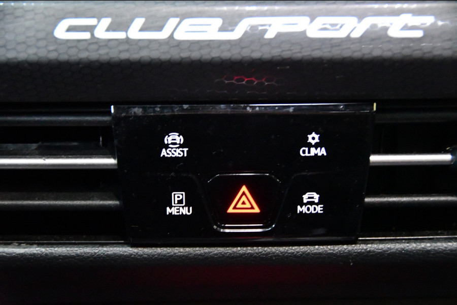 Volkswagen Golf 2.0 GTI Clubsport, Nürburgpack, Headup, Pano, HK audio Volkswagen Golf 2.0 GTI Clubsport, Nürburgpack, Headup, Pano, HK audio