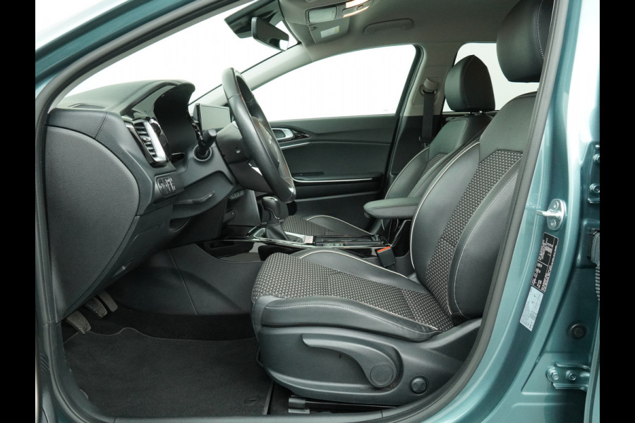 Kia Ceed Sportswagon 1.5 T-GDi DynamicPlusLine - Navigatie - Stoel/Stuur Verwarming - Dodehoek Detectie - LED Koplampen - Fabrieksgarantie tot 2031 Kia Ceed Sportswagon 1.5 T-GDi DynamicPlusLine - Navigatie - Stoel/Stuur Verwarming - Dodehoek Detectie - LED Koplampen - Fabrieksgarantie tot 2031