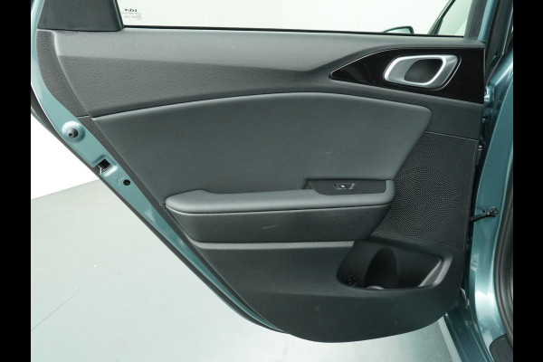 Kia Ceed Sportswagon 1.5 T-GDi DynamicPlusLine - Navigatie - Stoel/Stuur Verwarming - Dodehoek Detectie - LED Koplampen - Fabrieksgarantie tot 2031 Kia Ceed Sportswagon 1.5 T-GDi DynamicPlusLine - Navigatie - Stoel/Stuur Verwarming - Dodehoek Detectie - LED Koplampen - Fabrieksgarantie tot 2031