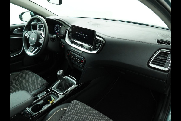Kia Ceed Sportswagon 1.5 T-GDi DynamicPlusLine - Navigatie - Stoel/Stuur Verwarming - Dodehoek Detectie - LED Koplampen - Fabrieksgarantie tot 2031 Kia Ceed Sportswagon 1.5 T-GDi DynamicPlusLine - Navigatie - Stoel/Stuur Verwarming - Dodehoek Detectie - LED Koplampen - Fabrieksgarantie tot 2031