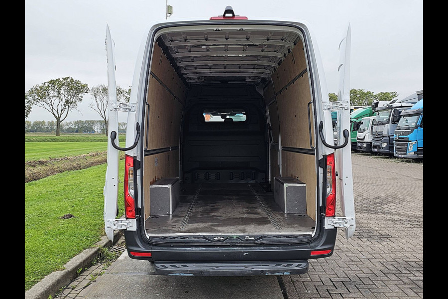 Mercedes-Benz Sprinter 317 170pk L3H2 Aut Nieuw-Model! Mbux10 Camera PDC Euro6 Mercedes-Benz Sprinter 317 170pk L3H2 Aut Nieuw-Model! Mbux10 Camera PDC Euro6