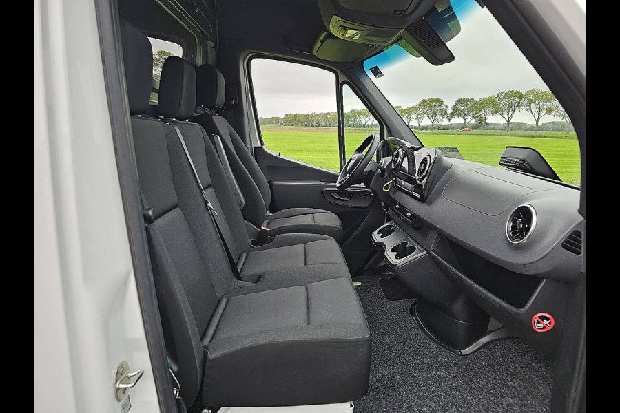 Mercedes-Benz Sprinter 317 170pk L3H2 Aut Nieuw-Model! Mbux10 Camera PDC Euro6 Mercedes-Benz Sprinter 317 170pk L3H2 Aut Nieuw-Model! Mbux10 Camera PDC Euro6