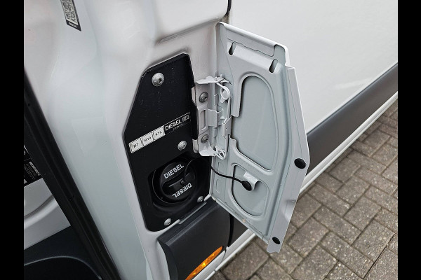 Mercedes-Benz Sprinter 317 170pk L3H2 Aut Nieuw-Model! Mbux10 Camera PDC Euro6 Mercedes-Benz Sprinter 317 170pk L3H2 Aut Nieuw-Model! Mbux10 Camera PDC Euro6
