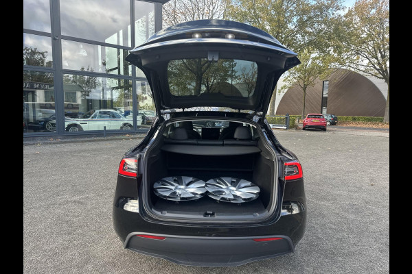 Tesla Model Y Long Range AWD 75 kWh AUTOPILOT| ACHTERBANK VERWARMD| STOEL+ STUUR VERW. | TESLA GARANTIE AANDRIJFLIJN EN ACCU T/M 07-2031/192.000KM